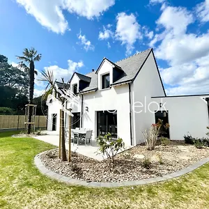 Hébergement de vacances Luxury ! Maison D'architecte Neuve De Standing, Larmor-Baden